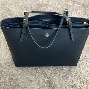 Tory Burch York buckle tote in Tory navy